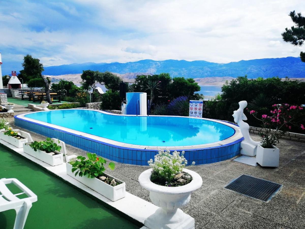 Family Apartments K&M Pag Town Luaran gambar