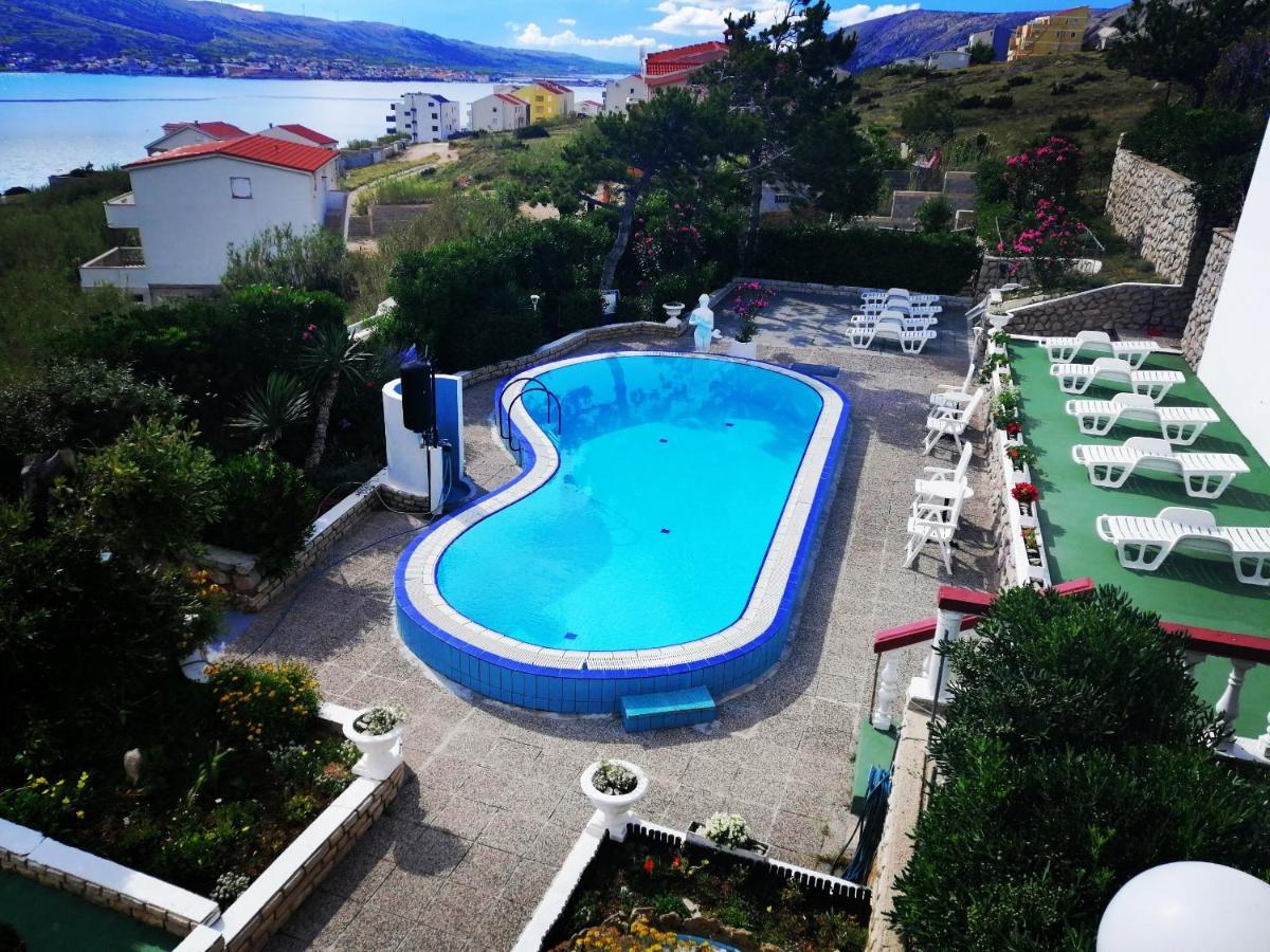 Family Apartments K&M Pag Town Luaran gambar