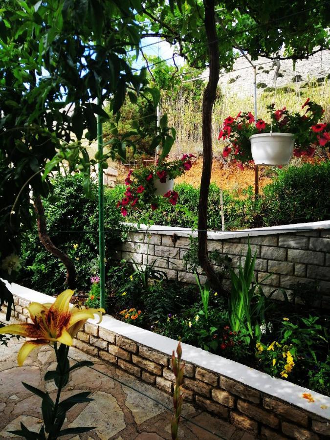 Family Apartments K&M Pag Town Luaran gambar