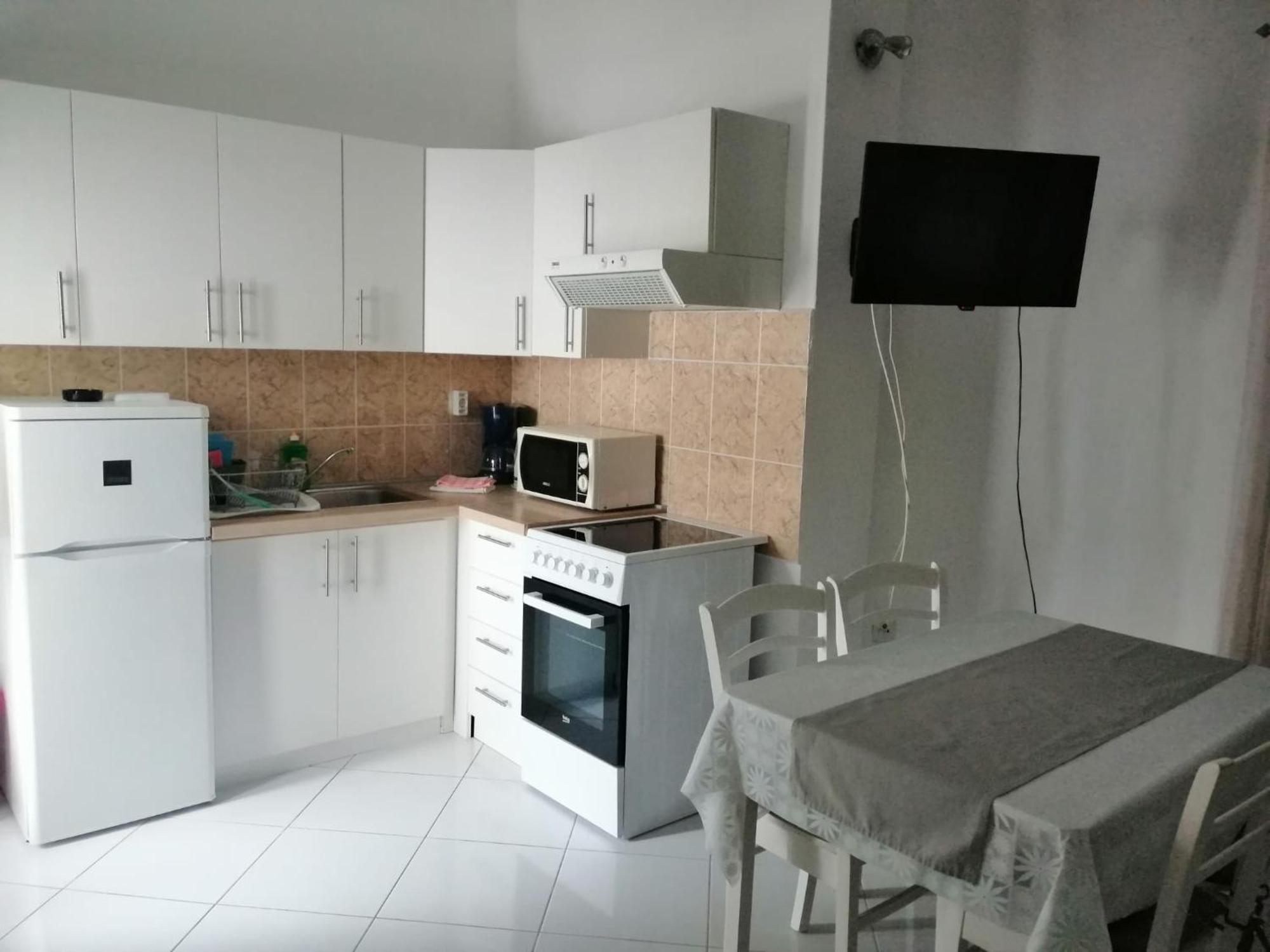 Family Apartments K&M Pag Town Bilik gambar